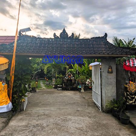 Ayumar Homestay Medewi Pulukan Bagian luar foto