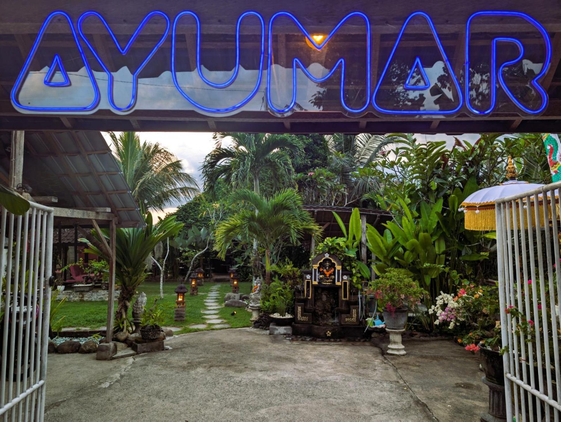 Ayumar Homestay Medewi Pulukan Bagian luar foto