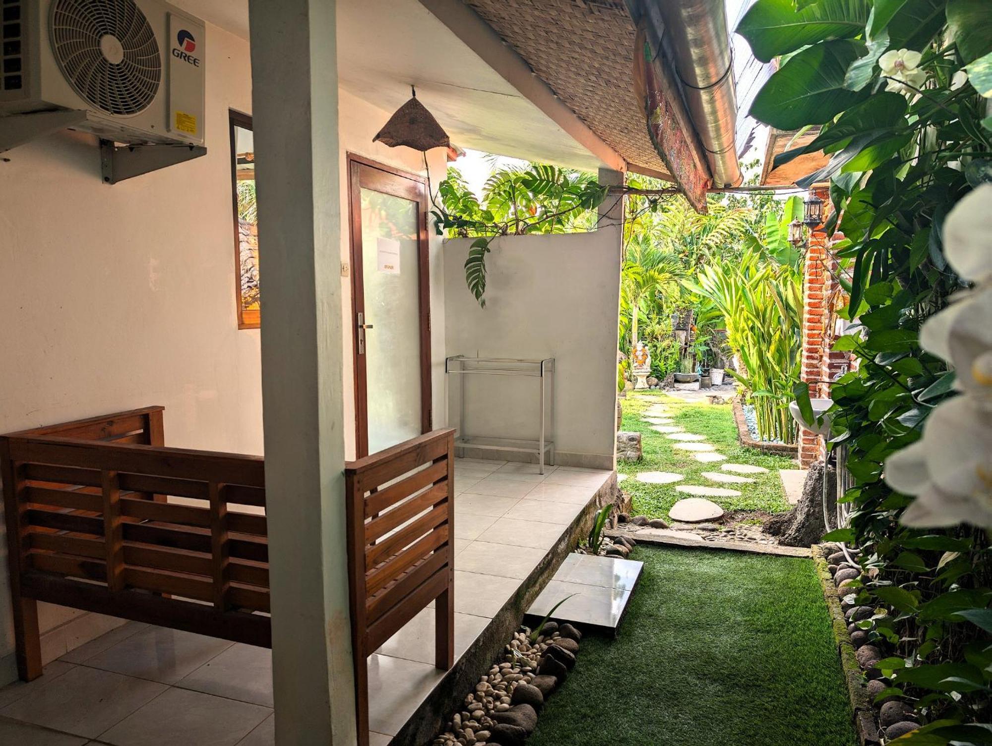 Ayumar Homestay Medewi Pulukan Ruang foto
